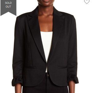 Amanda & Chelsea Ruffle Sleeve Solid Blazer Size 4